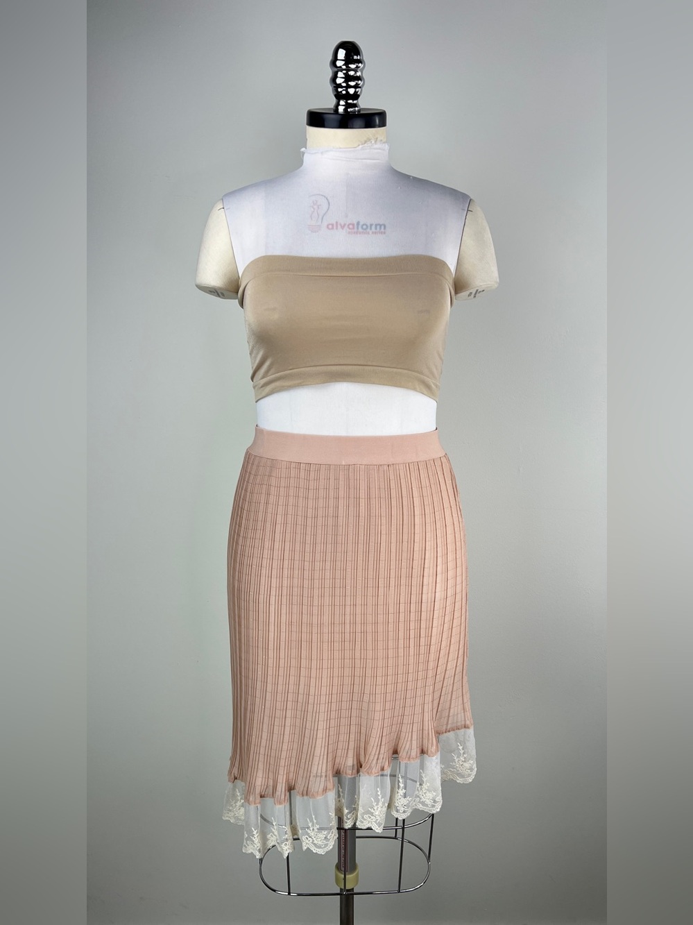 💚 3868. Plisse Pink Lace-Trim Midi Skirt